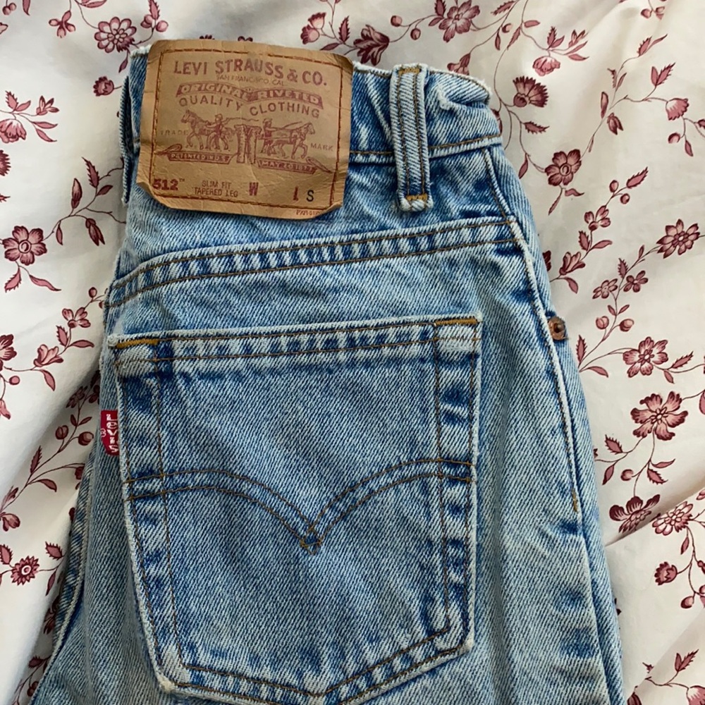 Levi’s light wash 512 Jean